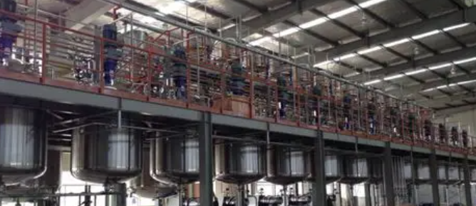 化工生產(chǎn)線